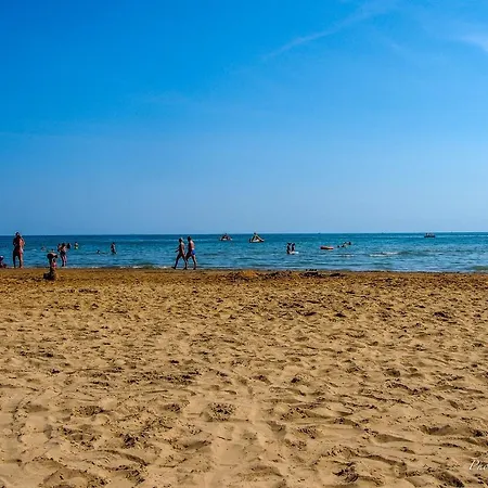 Appartamento Beautiful For 6 People Near The Sea *